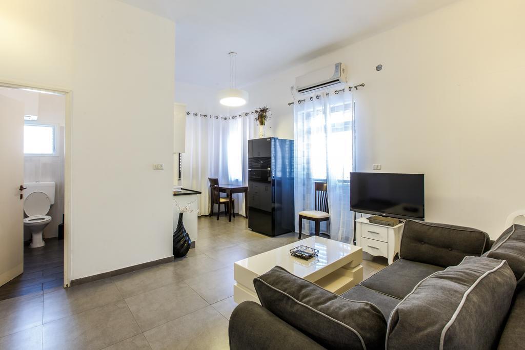 Sunset Beach Apartments Тель-Авив Экстерьер фото